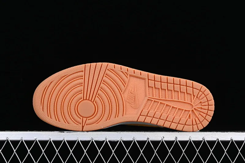All categories Air Jordan Jordan series basketball shoes Air Jordan 1 Low Z version Air Jordan 1 Low AJ1 Joe 1 white blue yellow hook burst pattern low-top cultural and leisure sports sneakers DZ0792-103